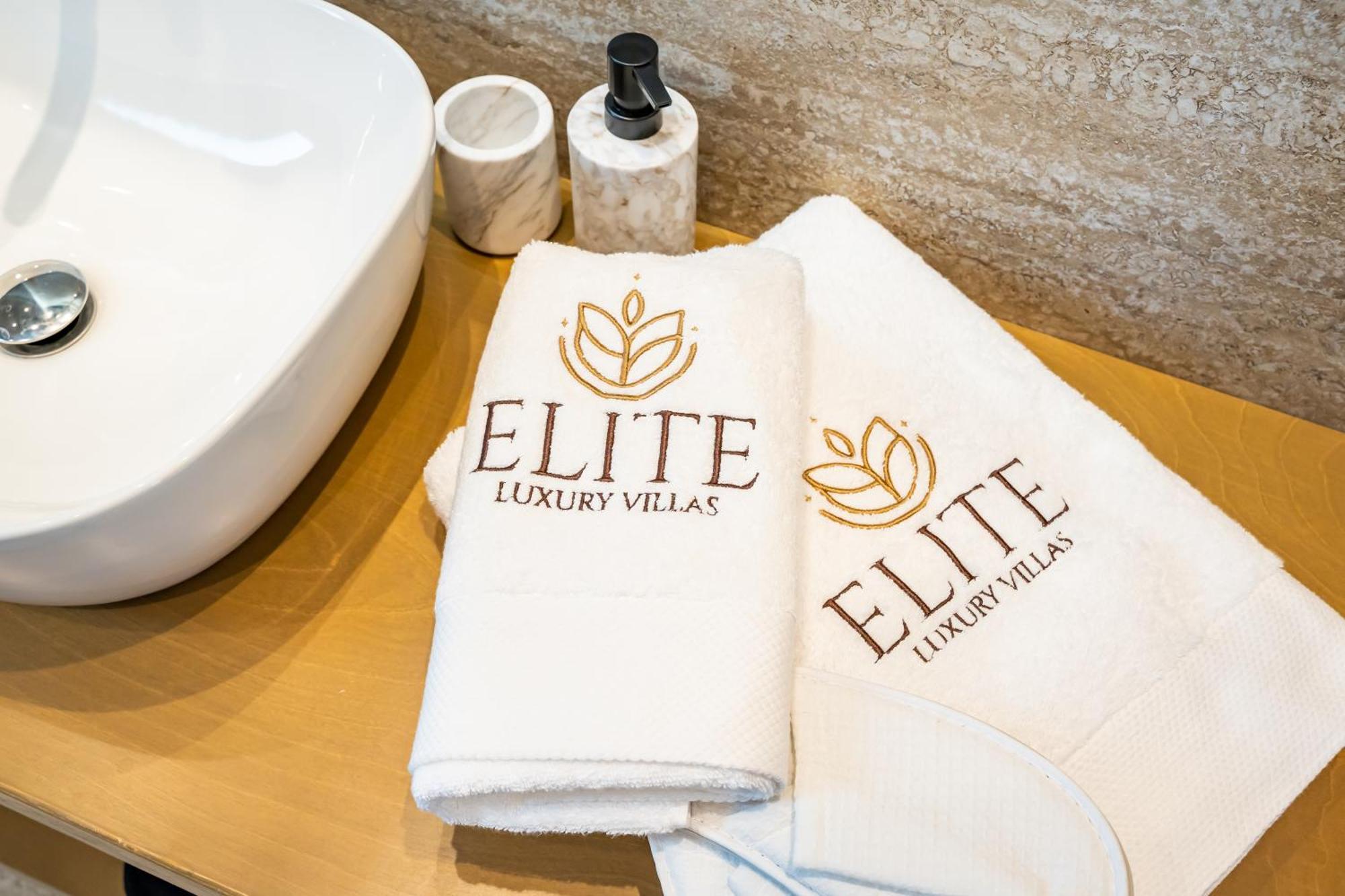 Elite Luxury Villas Afiartis ภายนอก รูปภาพ