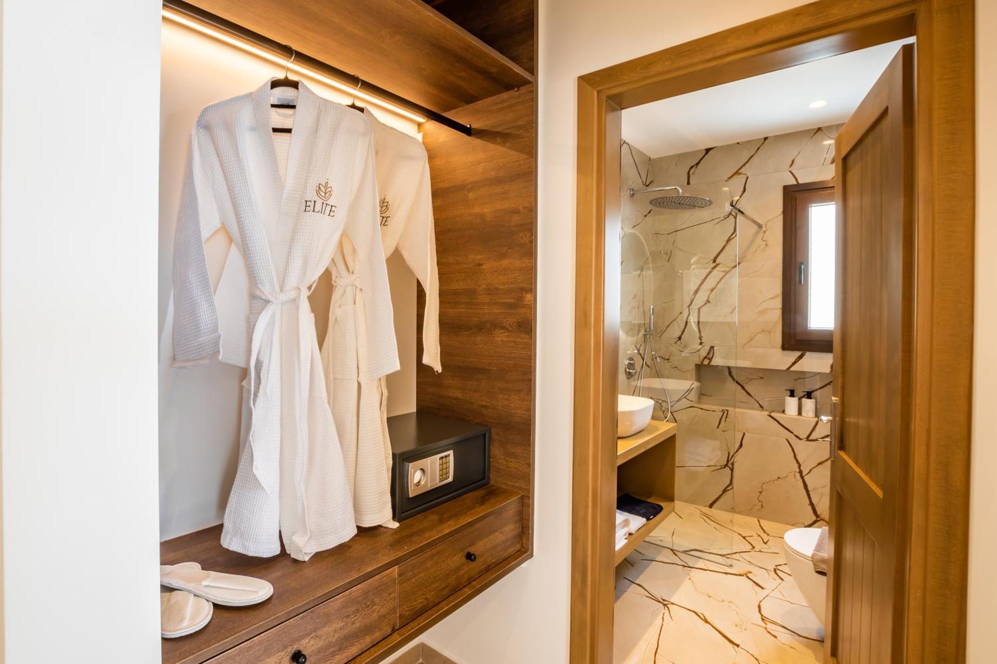 Elite Luxury Villas Afiartis ภายนอก รูปภาพ