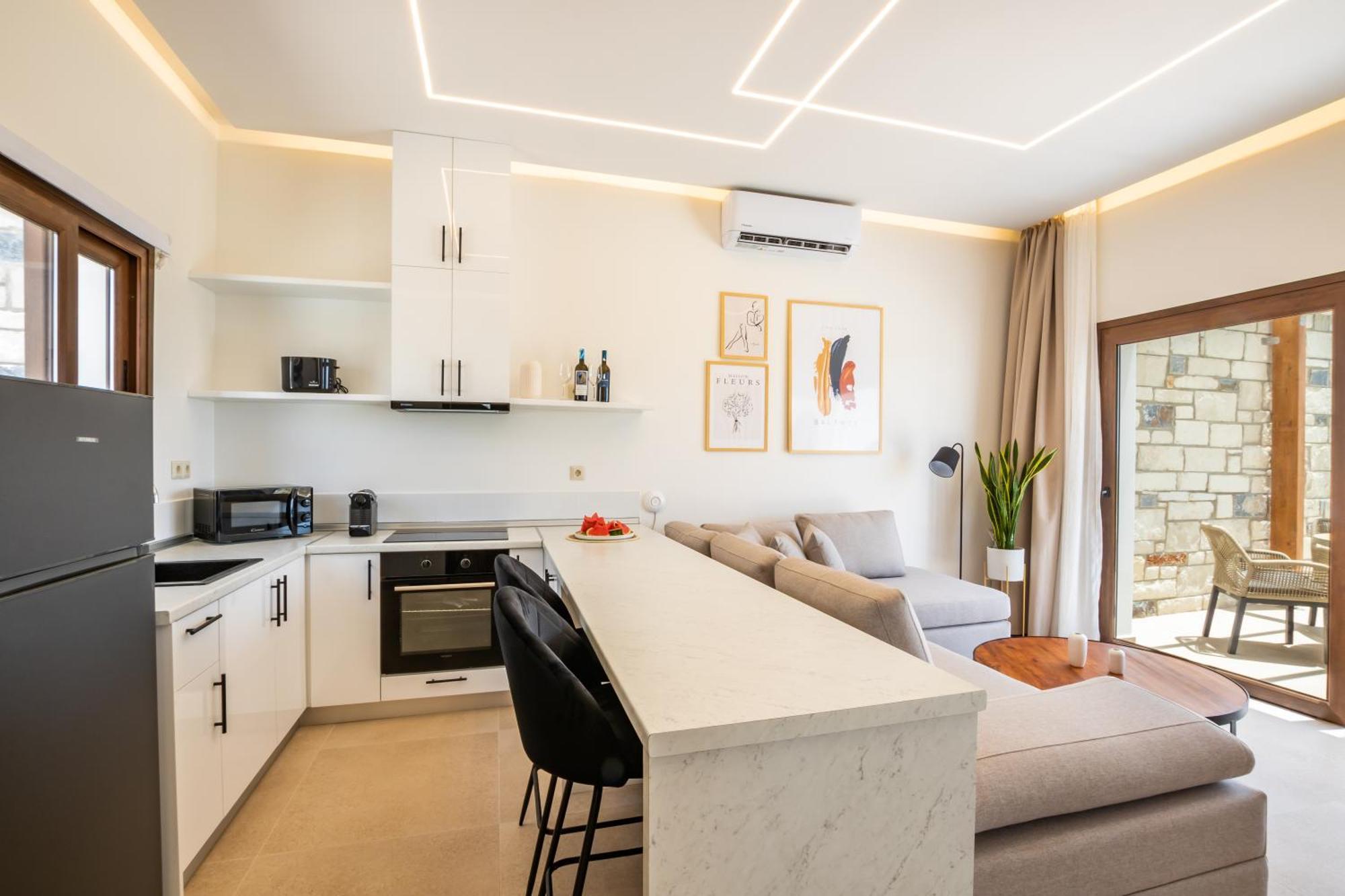 Elite Luxury Villas Afiartis ภายนอก รูปภาพ